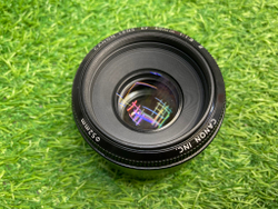 Canon EF 50 1.8 II