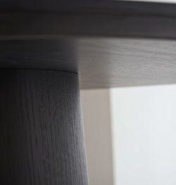 Дизайнерский обеденный стол BLOSSOM black