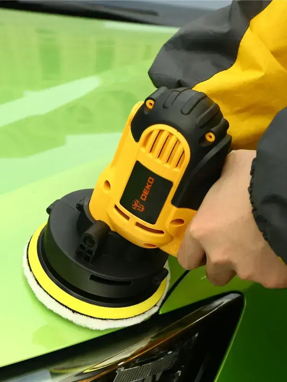Шлифмашина полировальная сетевая DEKO DKP1000, 125 мм, 1000 Вт + набор аксессуаров 5 шт