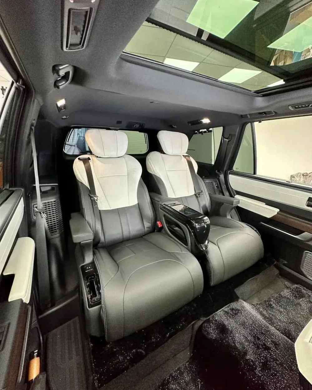 Сиденья капитанские кресла для Toyota Sequoia 2022-2024+ Тойота Секвойя Капитанские сидение VIP декор