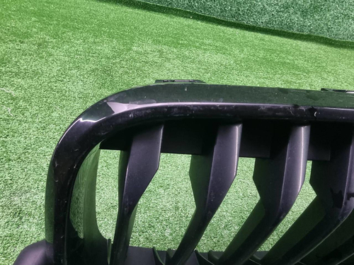 Решетка радиатора левая BMW X2 F39 (2017-2023)