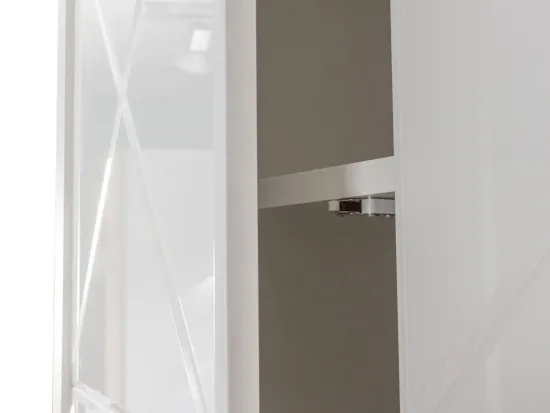 Шкаф Cloud трехдверный 335568