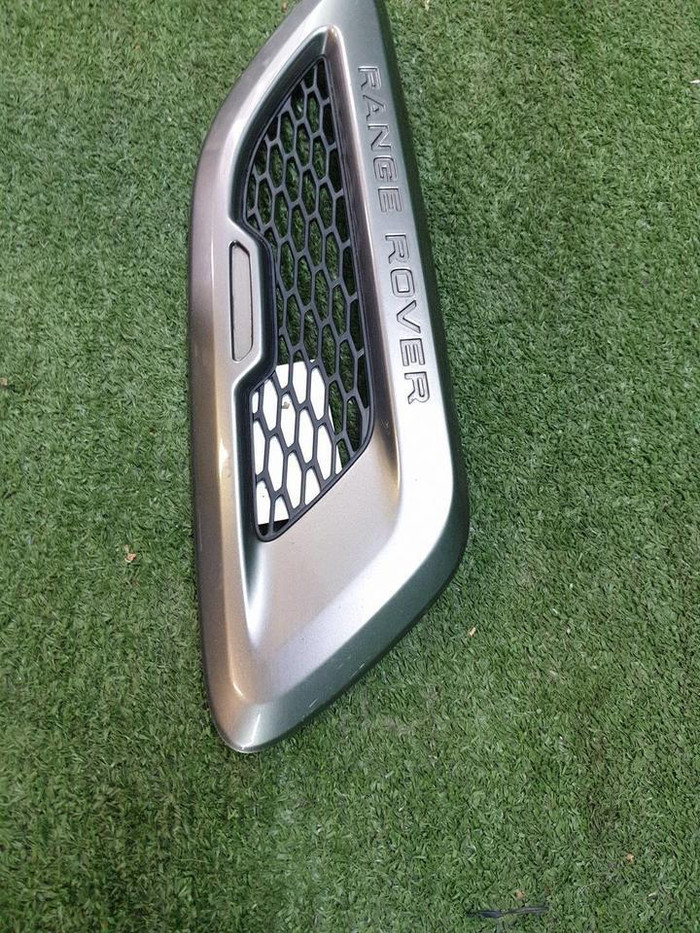 Накладка капота левая Land-Rover Evoque 1 (2015-2018)