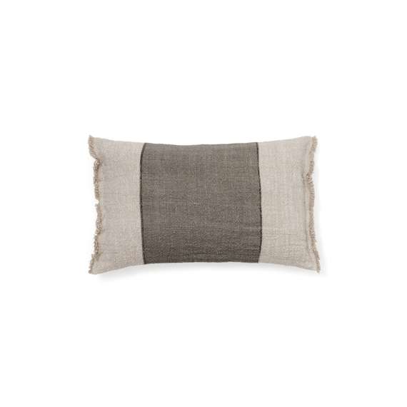 Чехол для подушки Lorin из льна зелёного цвета с бахромой 30 x 50 см