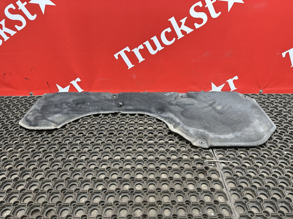 Шумоизоляция двигателя левая