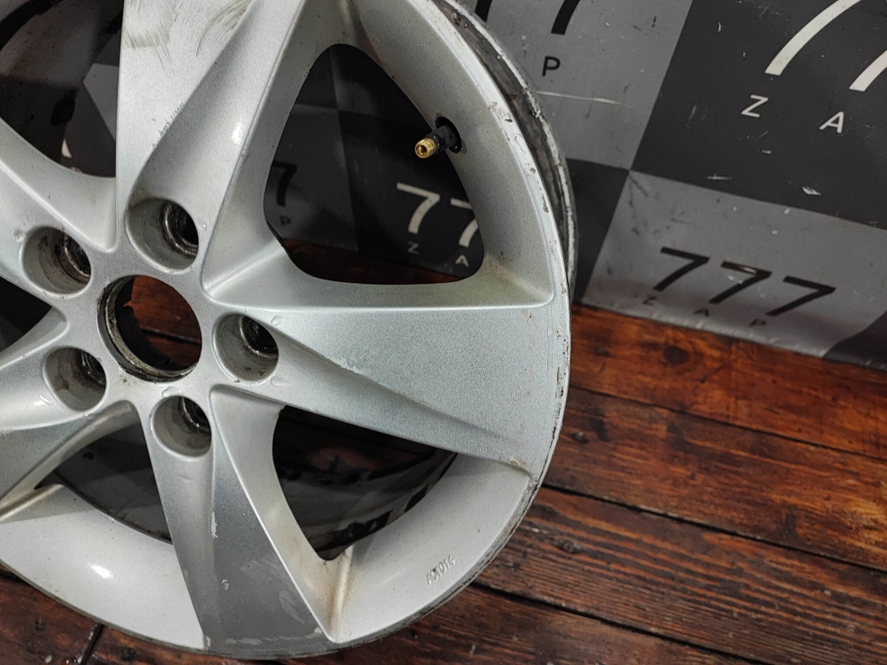 Диск колесный литой R16 Hyundai Elantra 5 (MD) 10-16 Б/У Оригинал 529103Y200