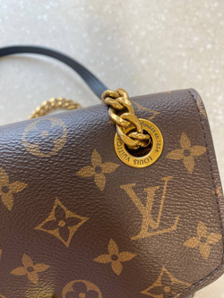 Сумка Louis Vuitton Passy
