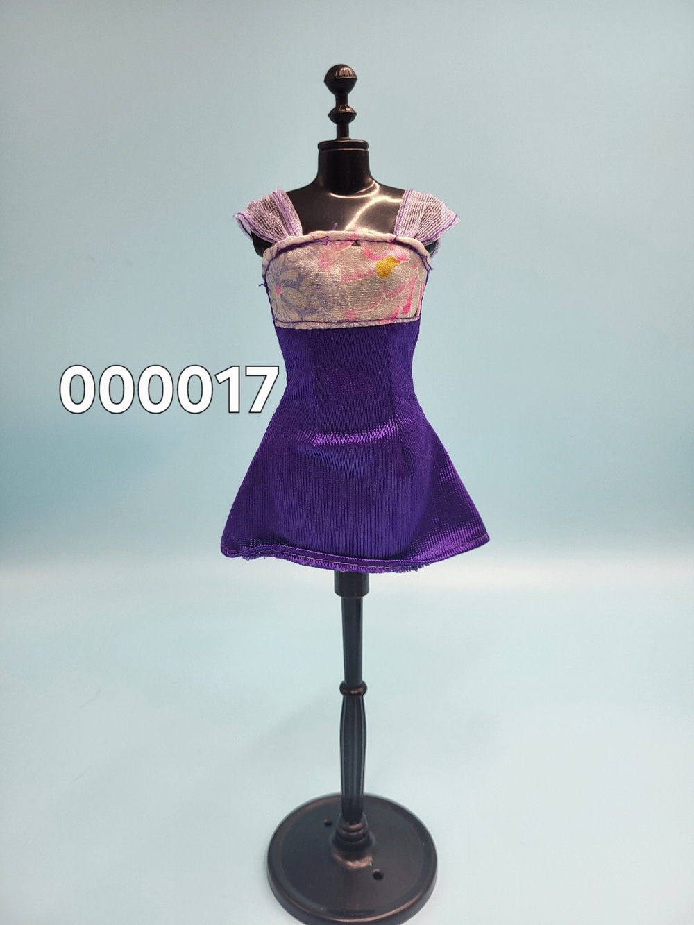 Одежда для куклы Барби 000017