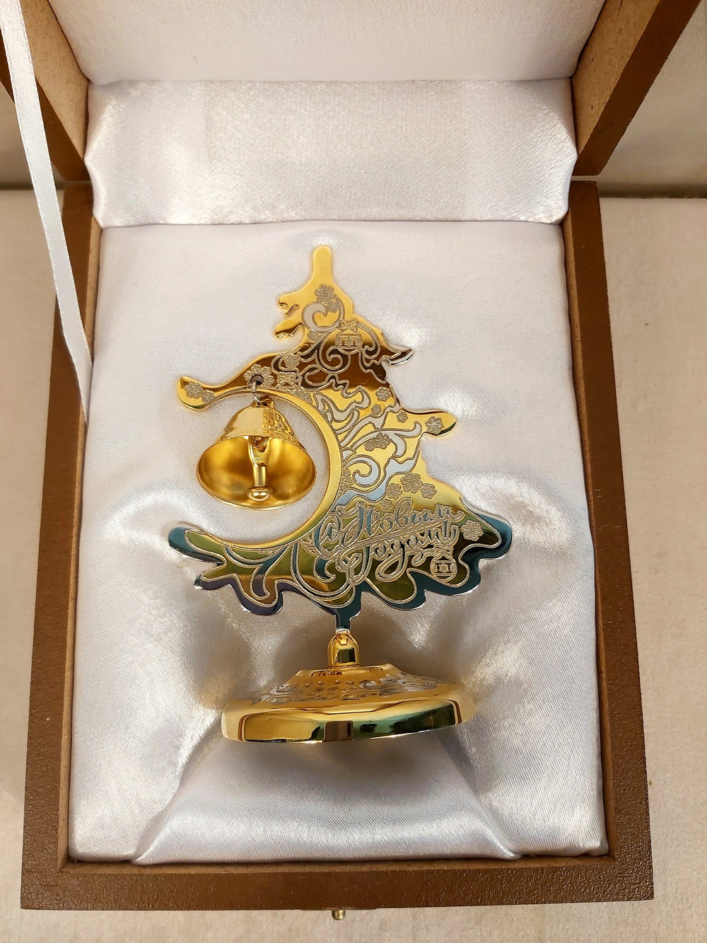 Елка сувенирная "С Новым годом!" с колокольчиком (Златоустовская гравюра)