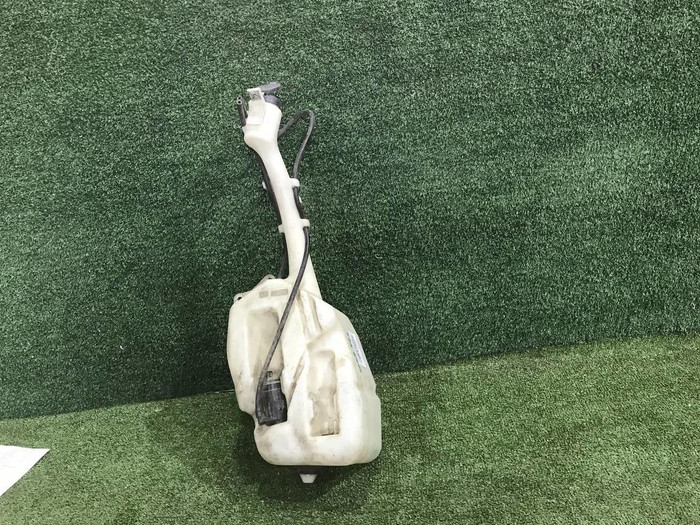 Бачок омывателя Alfa-Romeo 159 (2005-2011)