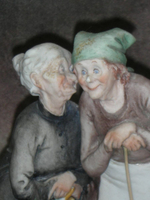 Статуэтка. Фарфор. Сплетницы старушки. Capodimonte. Италия