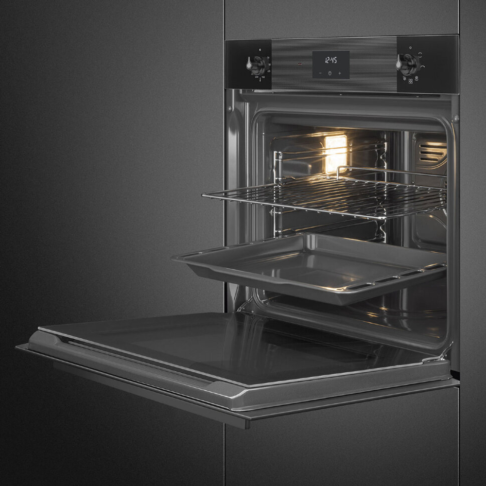 Многофункциональный духовой шкаф Smeg SF6100VB3