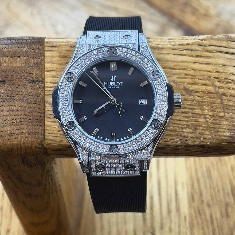 Часы Hublot