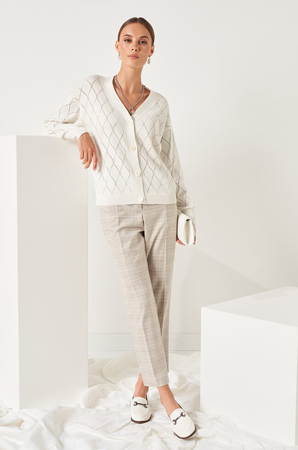 1827 Жакет женский (молочный)