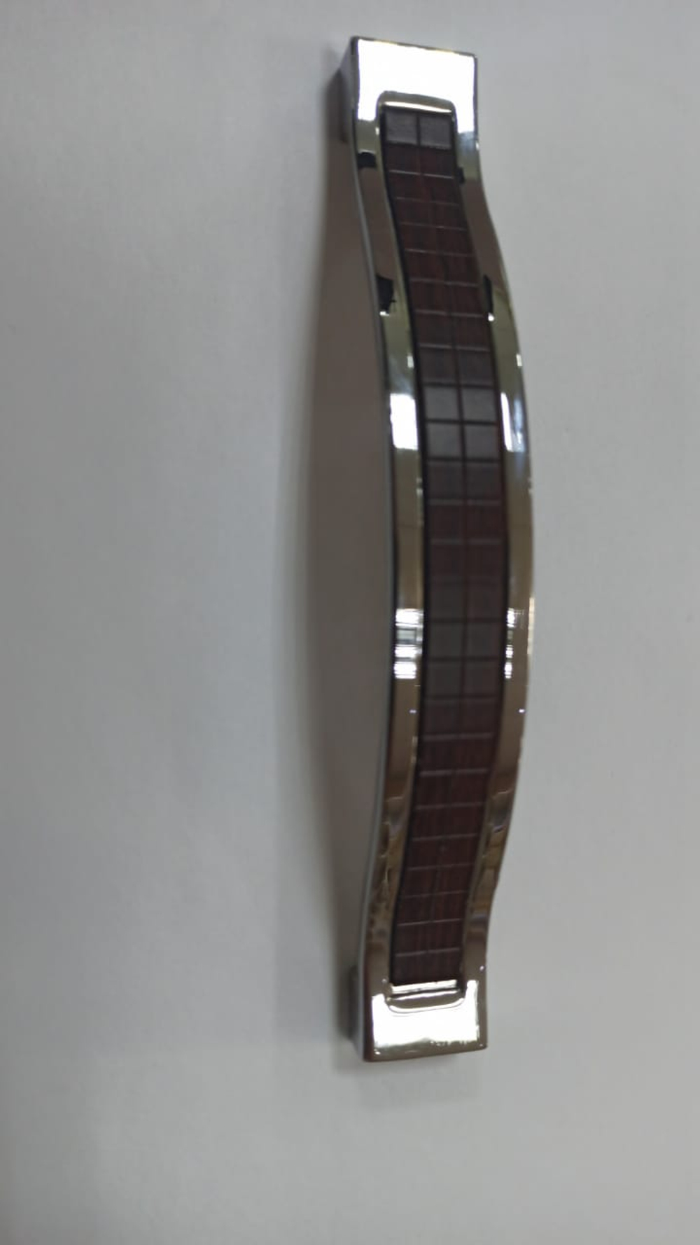 Ручка-скоба МИКО 461/128-02-05 со вставкой махагон (ильм)