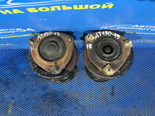 Стойка передняя правая TOYOTA CARINA E 1996