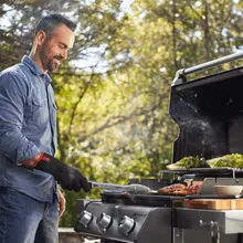 Газовый гриль Weber Spirit E-325 GBS, 4 горелки, чёрный