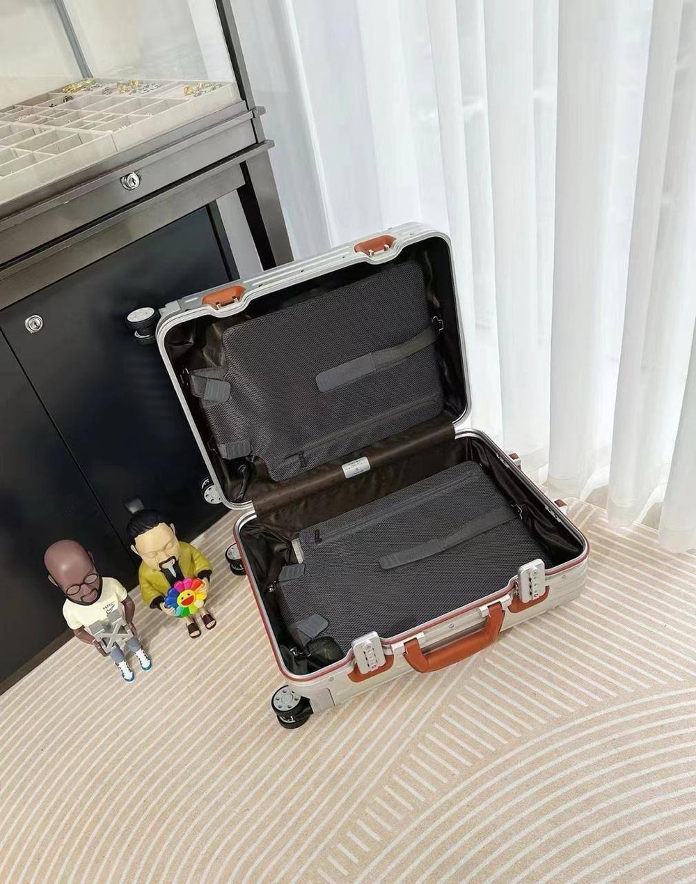 Чемодан Rimowa S