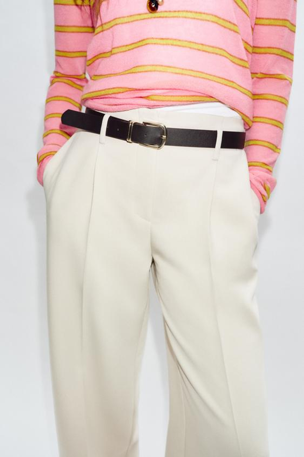 ZARA ПРЯМЫЕ БРЮКИ С ЗАЩИПАМИ И РЕМНЕМ, КОСТЯНОЙ