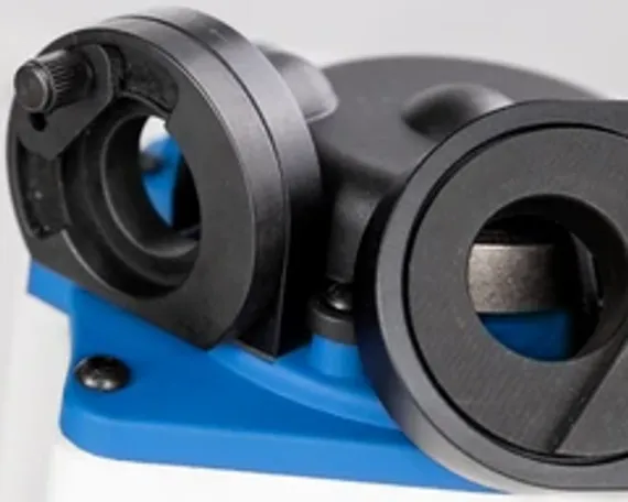 Лазерный станок HGTECH SMART3015PRO 12 кВт с защитной кабиной и сменным столом для резки листов металла