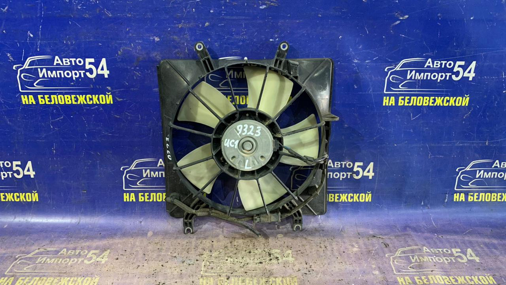 Диффузор радиатора двигателя Honda INSPIRE 2003-2007