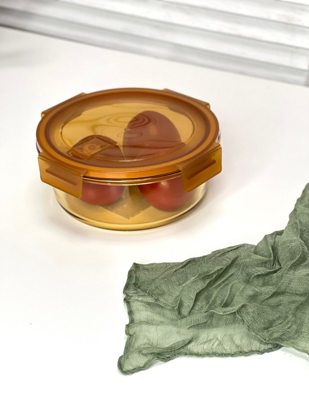 Контейнер стеклянный для еды с крышкой,650 мл