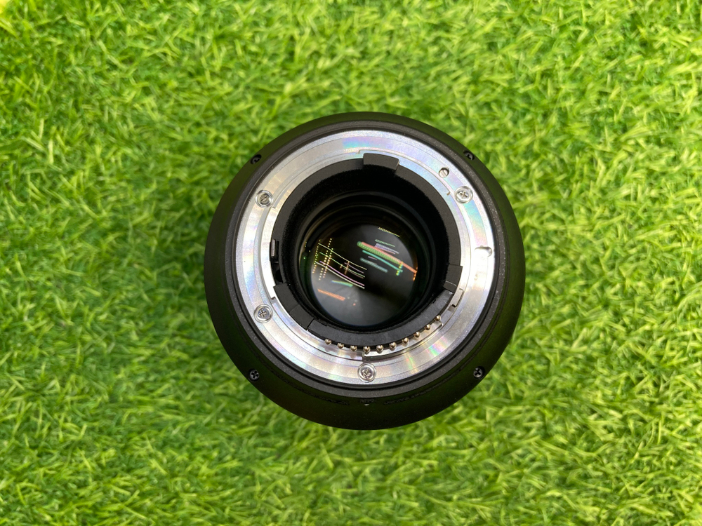 Nikon 105mm 2.8G IF-ED AF-S VR Micro-Nikkor