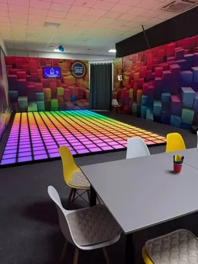 Интерактивный светодиодный пол «Арена Pixel battle» 288шт Максимальная комплектация 26 кв. м.