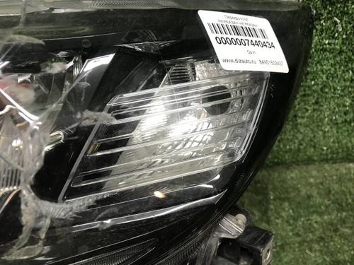 Битая Фара левая Toyota LC Prado 150 (17-нв) LED