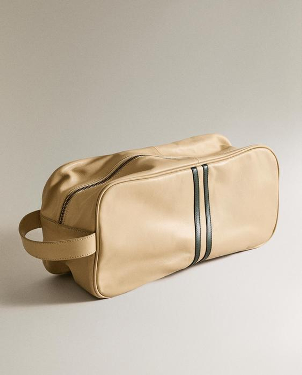 ZARA HOME СУМКА ИЗ НАТУРАЛЬНОЙ КОЖИ ДЛЯ ОБУВИ, ЭКРЮ/ЗЕЛЕНЫЙ