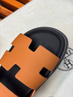 Шлепанцы Hermes