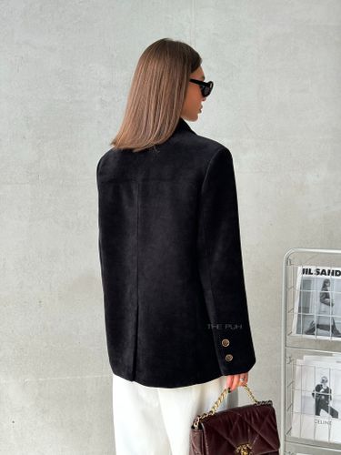 Вельветовый жакет черного цвета