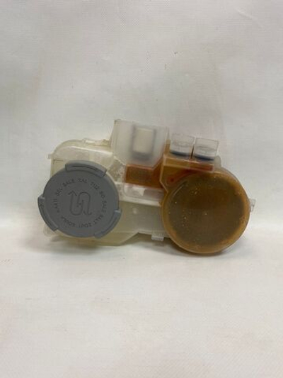 5. 1 Бачок для соли Bosch 676546 б/у для посудомоечных машин