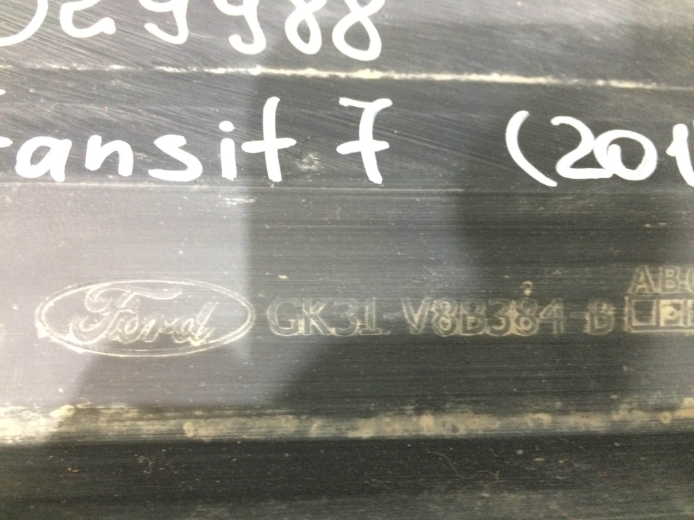 Воздуховод дефлектор радиатора верхний Ford Transit 7 14-нв Б/У Оригинал GK31V8B384BB