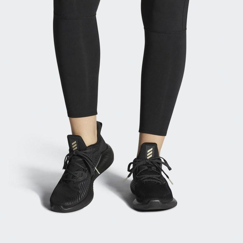 Кроссовки Adidas Alphabounce