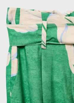 Брюки с принтом и поясом