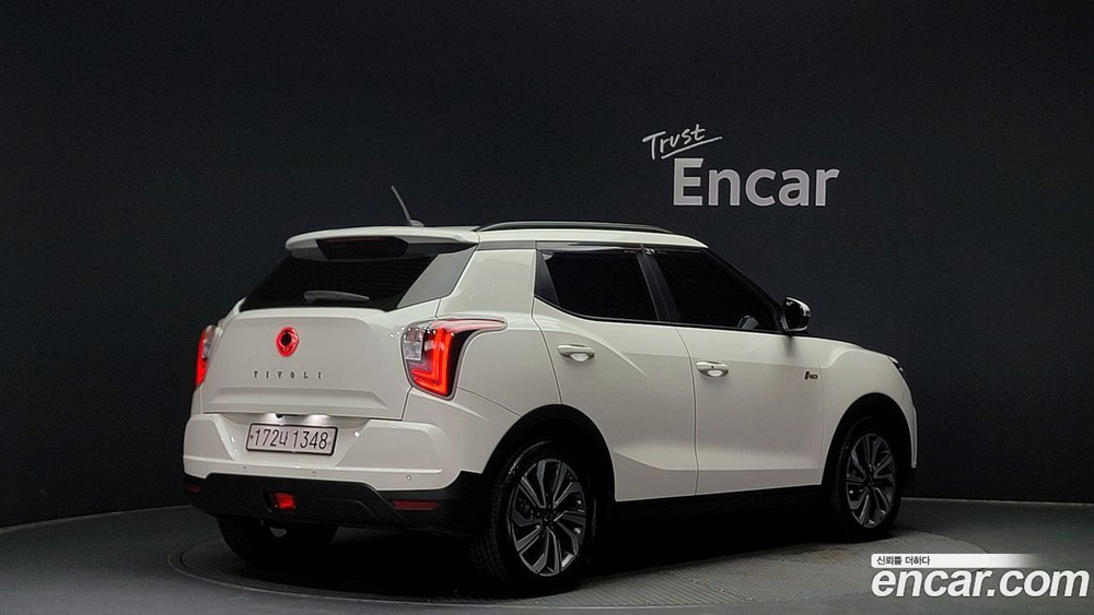 KG Mobility (Ssangyong) Very New Tivoli Бензин 1.5 2WD (01.2020)