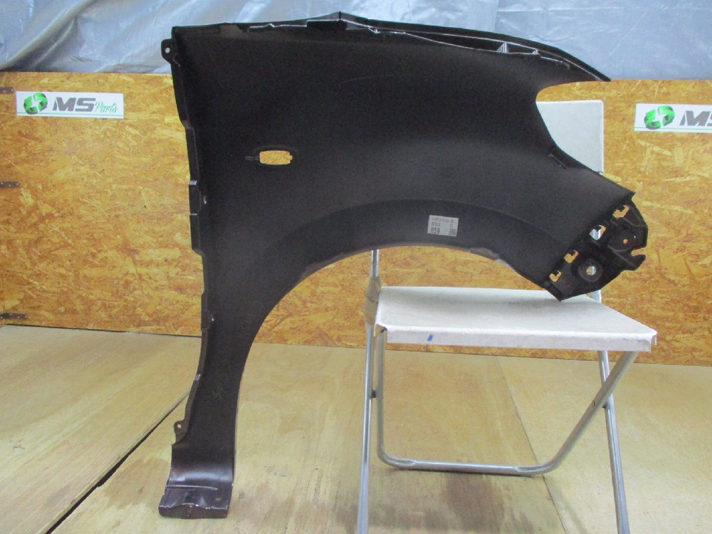 крыло переднее левое Toyota Passo M700A M710S