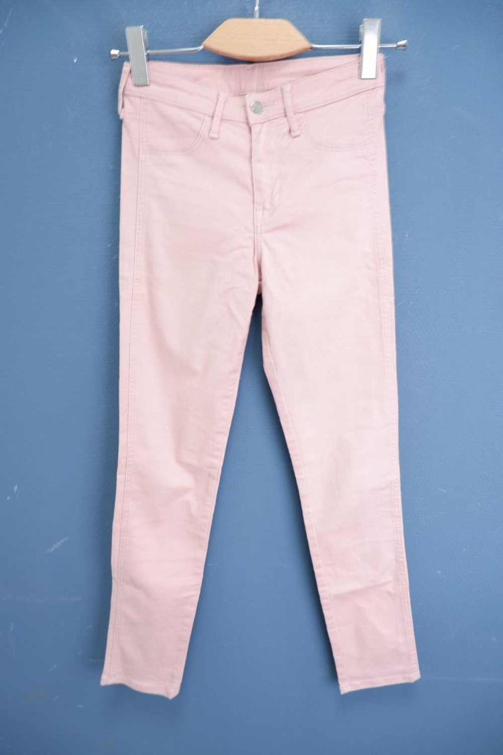 Штаны нежного цвета 40 размер