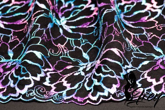 05-11 Вышивка на неэл. сетке 18 см, черный/мультиколор