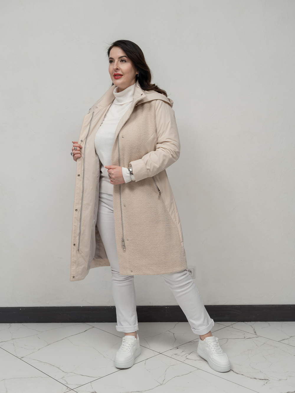 Плащ женский утепленный демисезонный с капюшоном длинный большие размеры