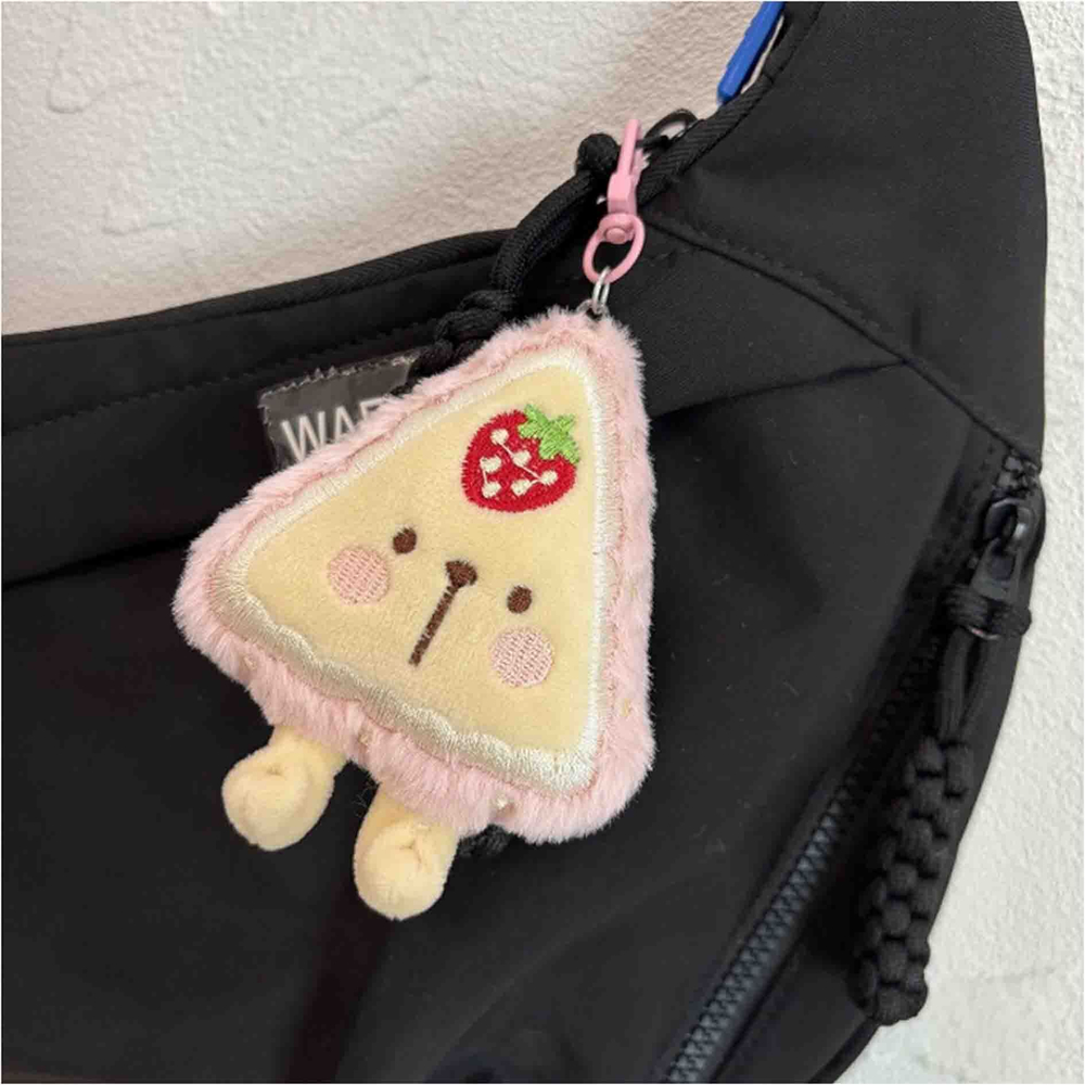 Брелок треугольный