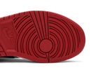 Кроссовки Jordan Air Jordan 1 Mid Takes It Back To "Johnny Kilroy"