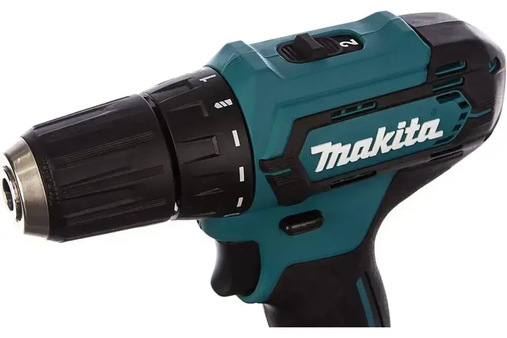 Дрель-шуруповерт Makita DF333DWYE 12В CXT 30Нм. 1700об/мин. (2АКБ 1.5Ач, З/У, кейс)