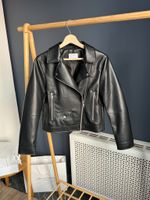 Новая куртка косуха из искусственной кожи Zara, 164