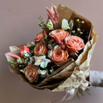 Букет цветов "Александра" (роза кахала, альстромерия, сухоцветы)