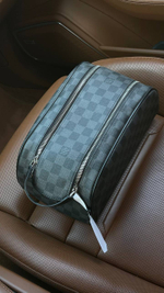 Несессер Louis Vuitton