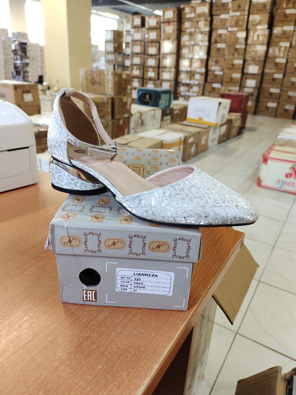 Босоножки женские LIANREZA 06143\310-0414