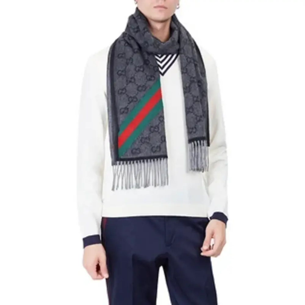 Шарф GUCCI, 570603-3GB18-1466