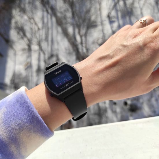 Наручные часы Casio Collection LW-204-1BDF